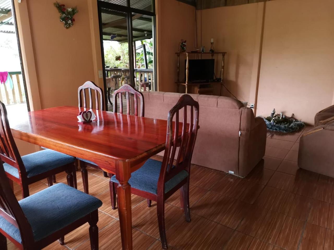 Bella Vista Guest House 투리알바 외부 사진